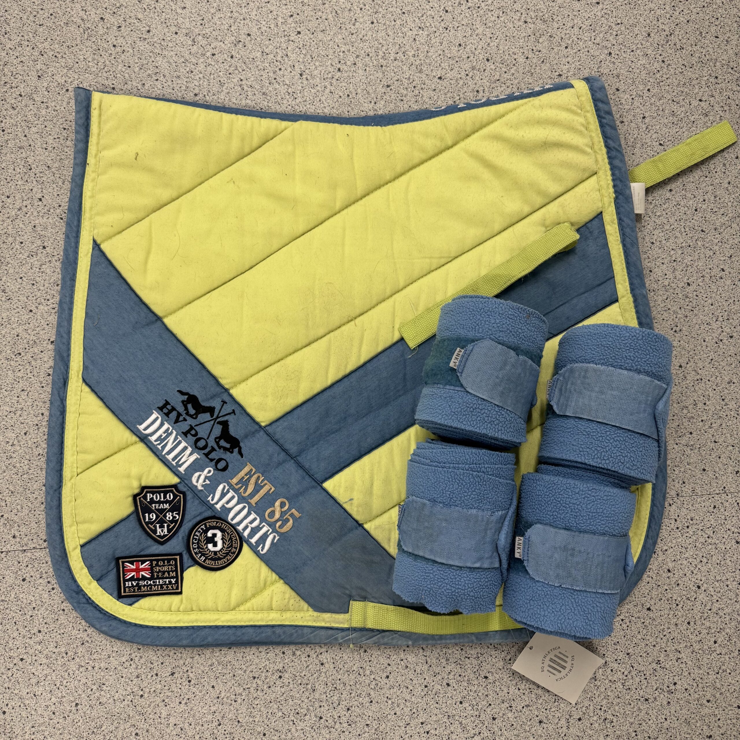 HV polo Sjabrak + Anky bandages full dressuur